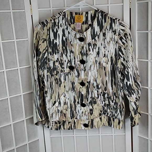 ruby red petites Jackets & Blazers - Ruby Rd. petite blazer • shiny • button front • black/cream • Women 4P